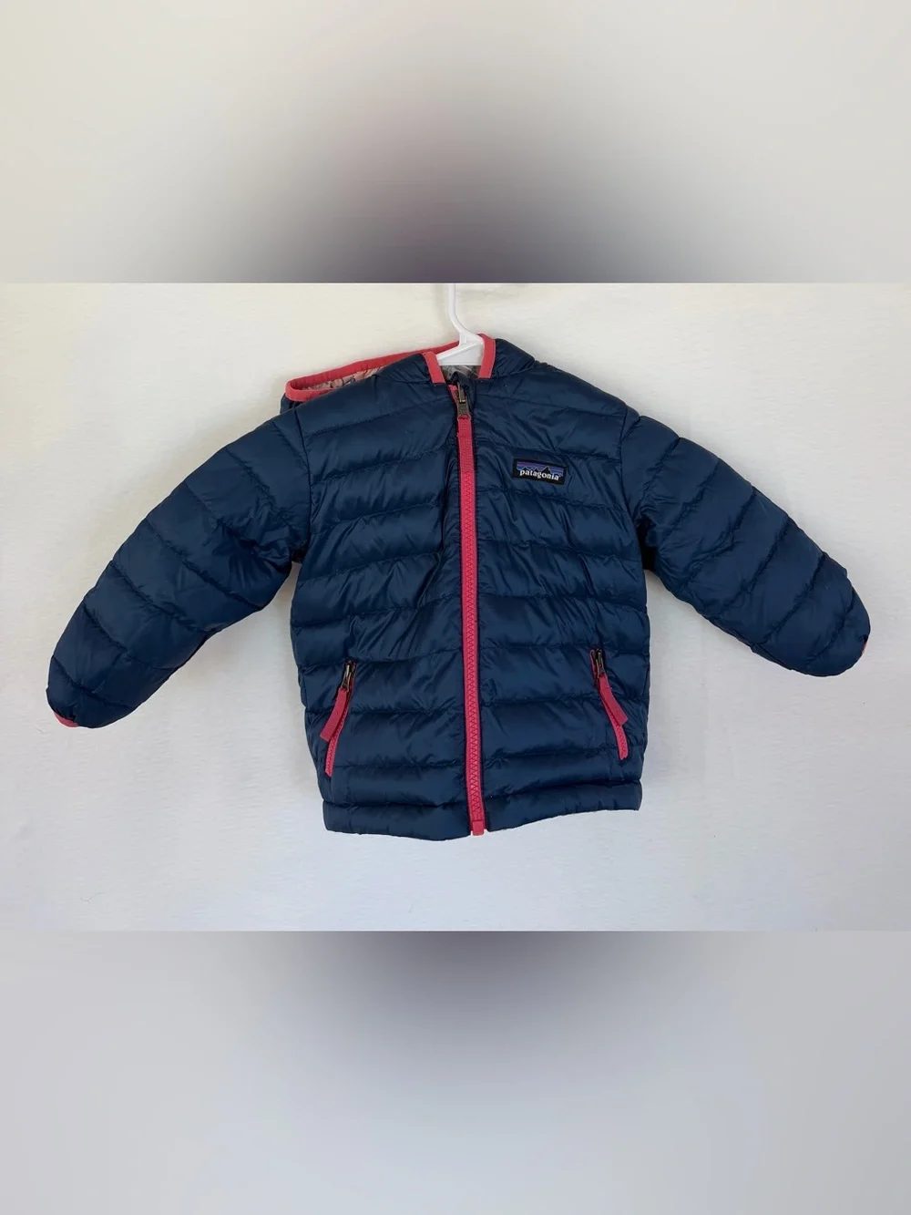 Patagonia Reversible toddler sweater hoody Puffer Jacket